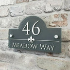 Personalized House Number Sign with Stylish Plaque